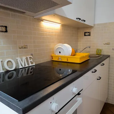 Small House Monferrato Hébergement de vacances *